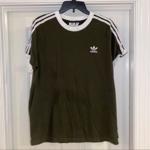 ADIDAS t-shirt